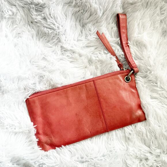 HOBO | Vida Coral Pink Clutch Wallet Wristlet Bag Zip Closure | 10"x5.25" - Picture 3 of 7